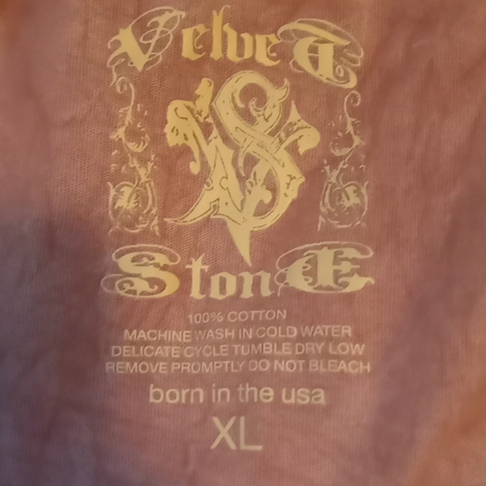Y2K Distressed Pink Shirt With Rhinestones, Size XL - Picture 4 of 5
